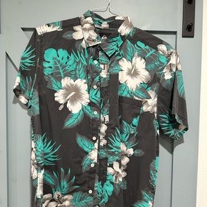 Quicksilver short sleeve floral button up